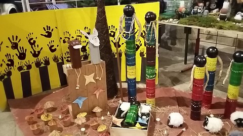 Crèche réalisée par les élèves des classes de TPS/PS, CE1 et CE2/CM1
